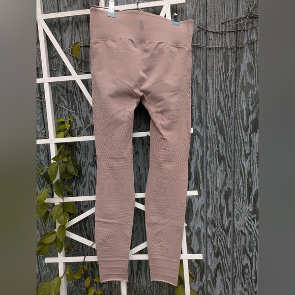FP Movement by Free People Blush Leggings - Picture 8 of 13